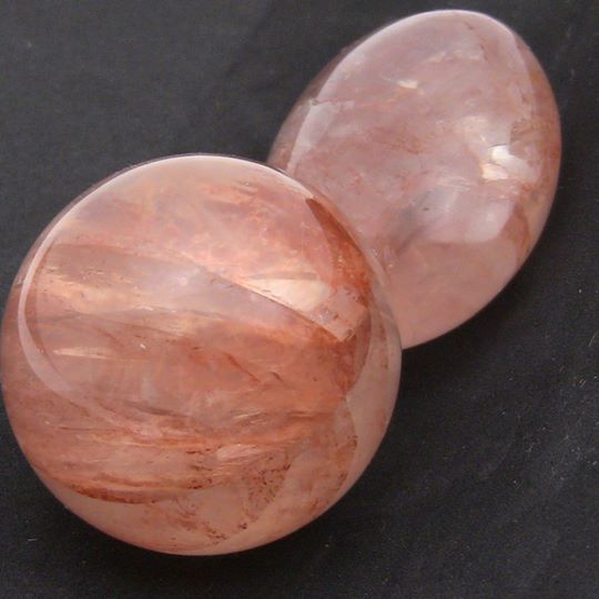 hematoid rose quartz